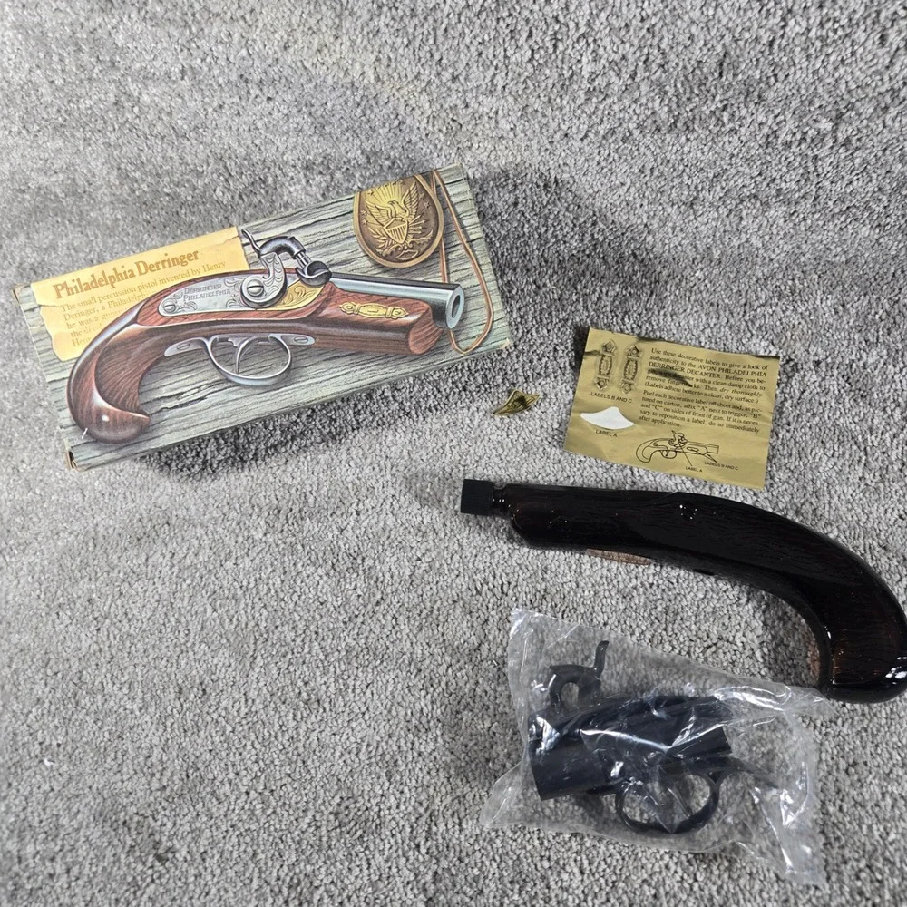 Avon Philadelphia Derringer Decanter‎ Amber Glass After Shave Vintage Mens 3oz